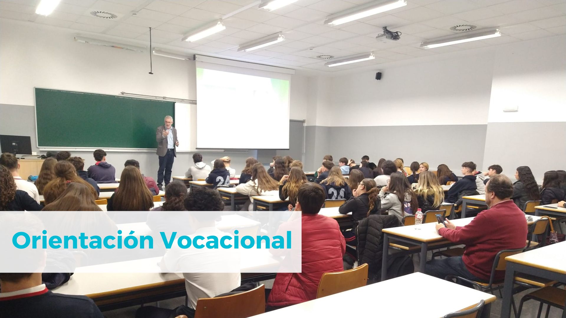 Explorando el Futuro: Participamos en la Jornada de Orientación de Alcoy sobre Formación Profesional
