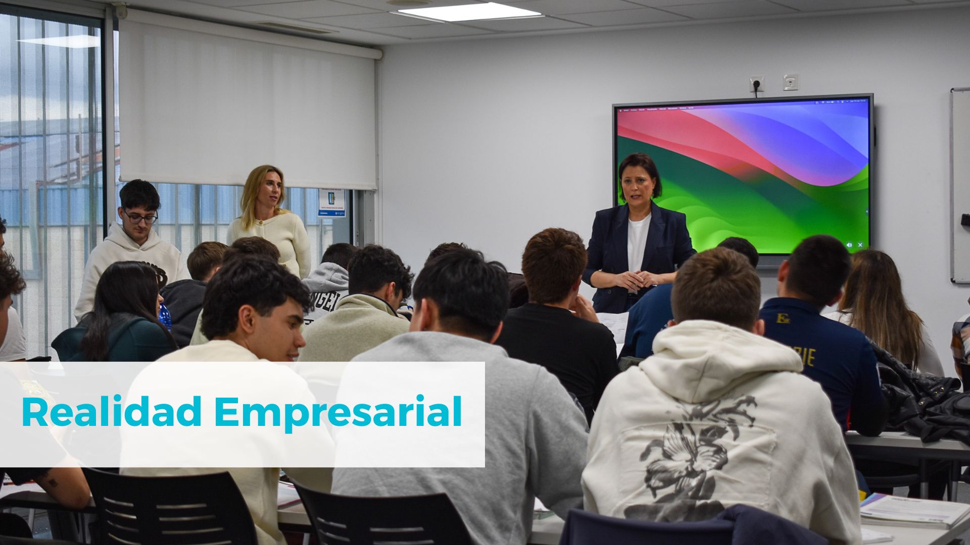 Conectando la Formación con la Realidad Empresarial: Una Clase Magistral en FEMPA